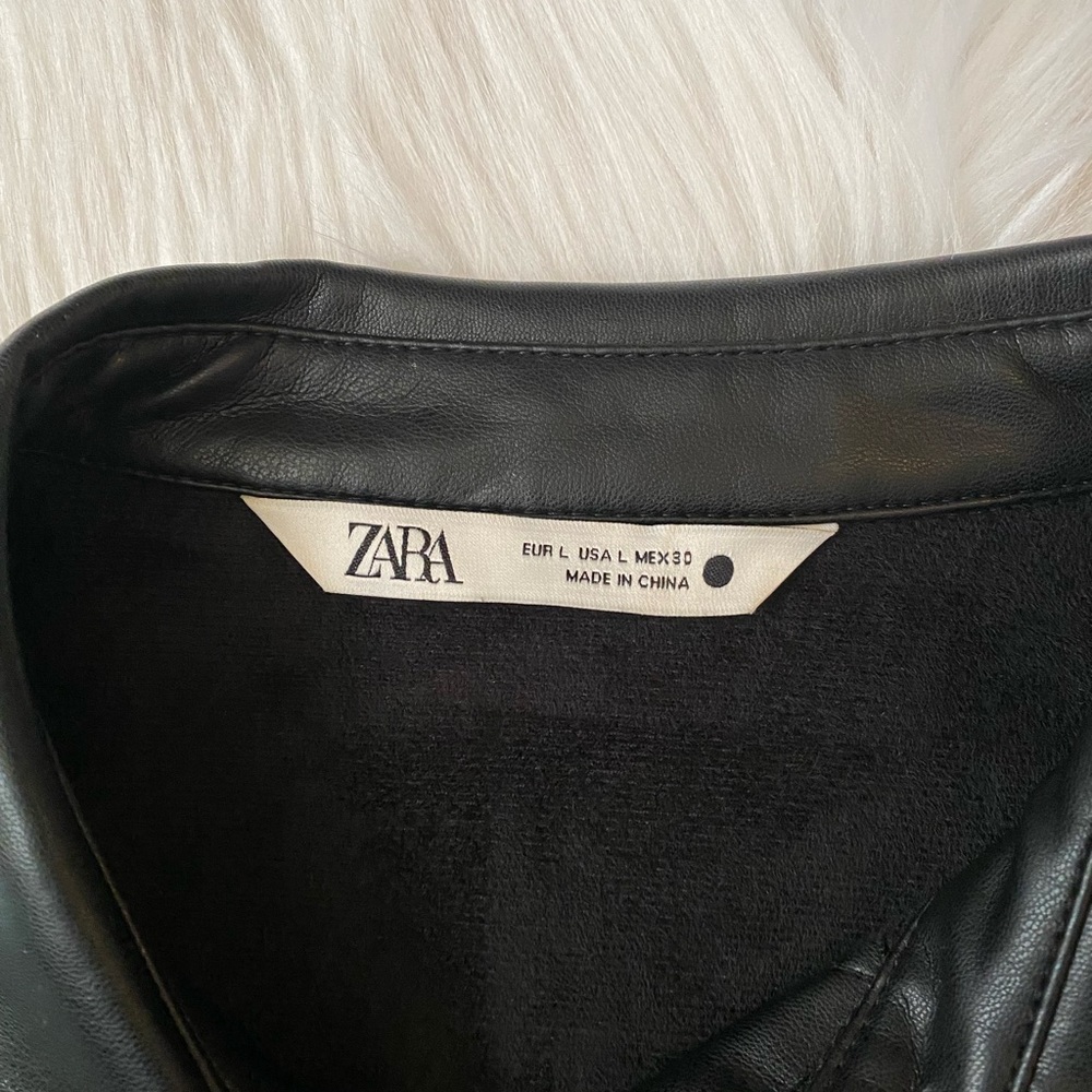 Women’s Zara Black Faux Leather shirt w/ puff sleeves size Large